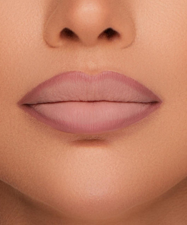 Молив за устни 02